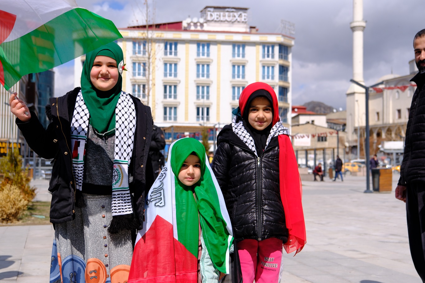 Van'da "Gazze İçin Meydanlara" yürüyüşü düzenlendi