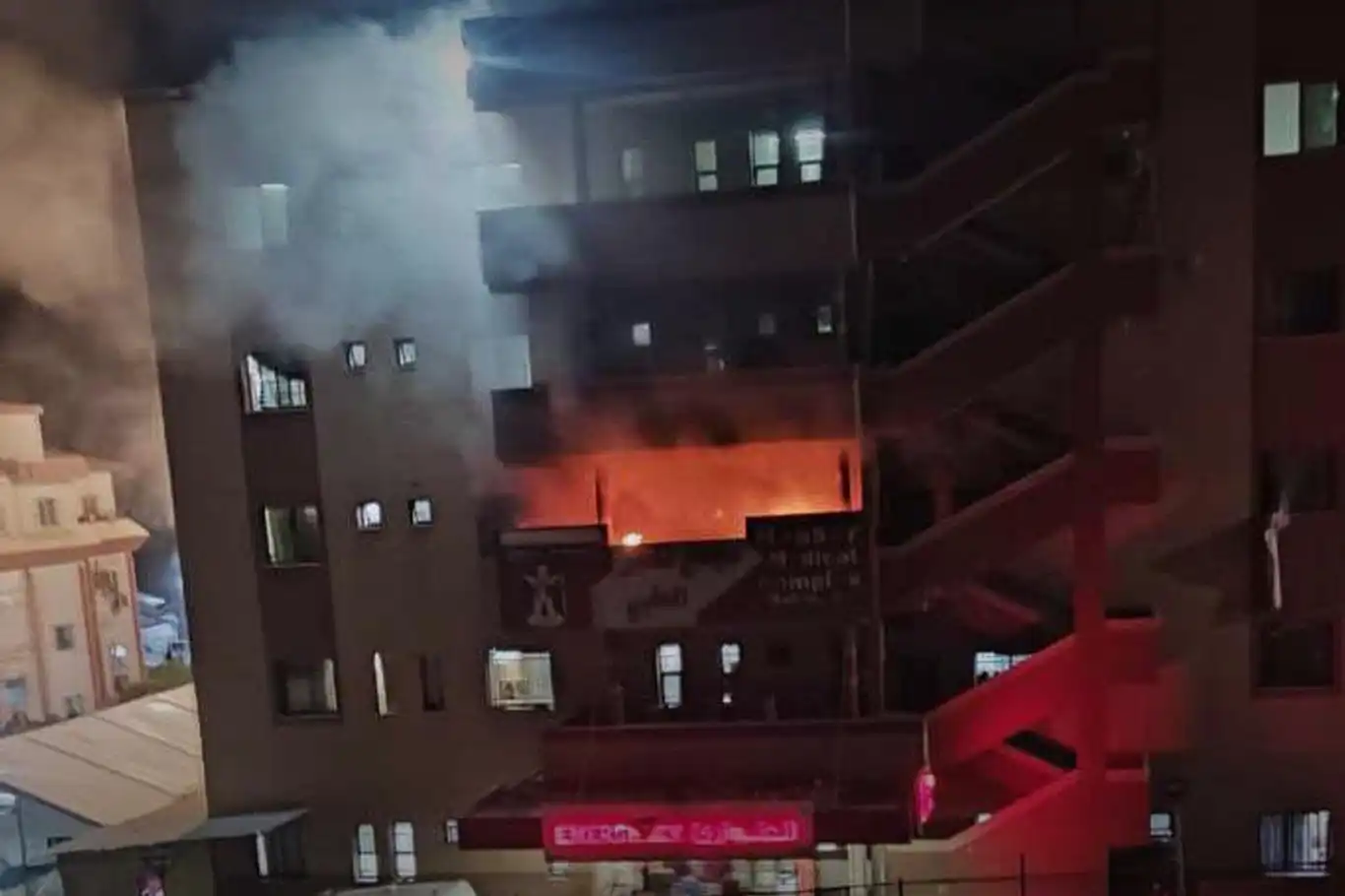 Siyonist rejim hastane bombaladı: En az 5 şehit Siyonist rejim hastane bombaladı: En az 5 şehit