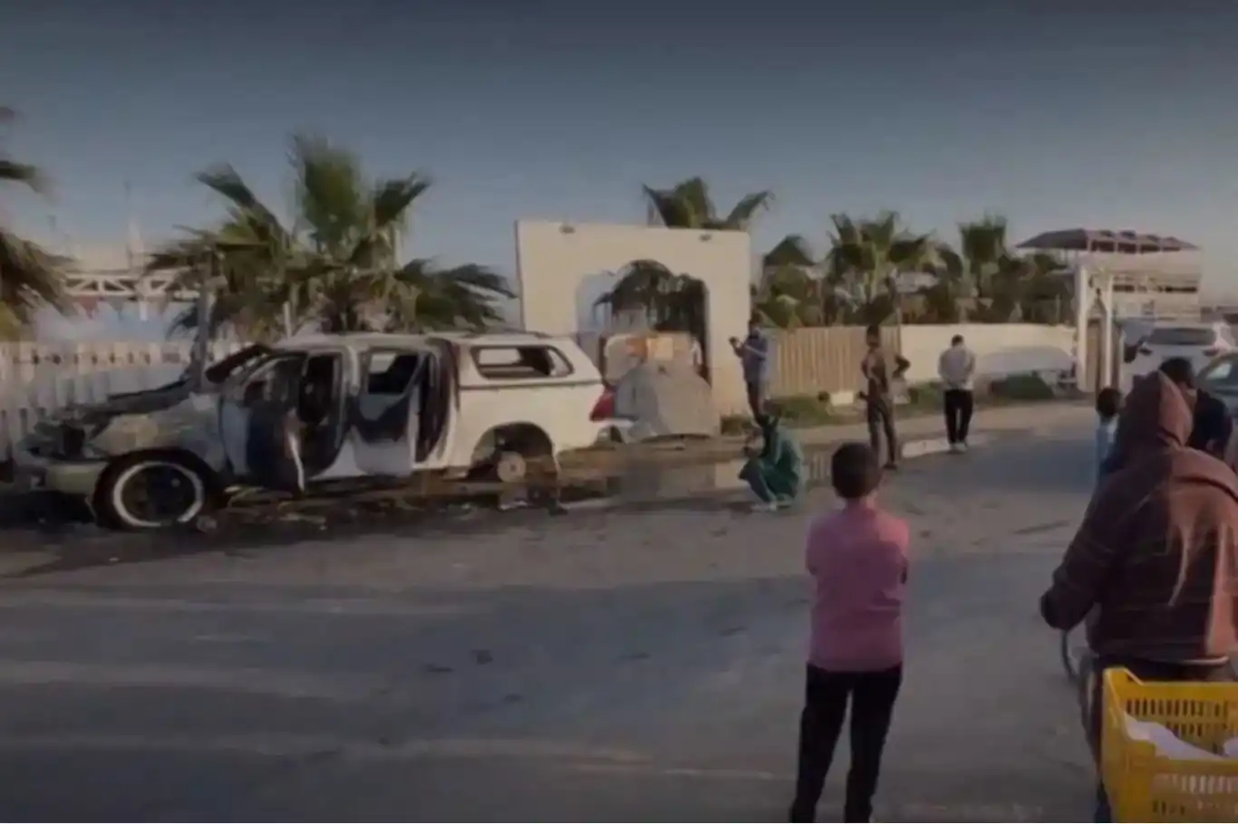 UN reduces international staff in Gaza after deadly Israeli strike UN reduces international staff in Gaza after deadly Israeli strike