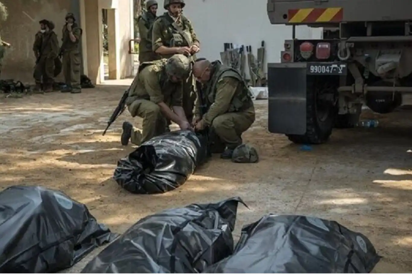 İşgal askerleri bir bir intihar ediyor İşgal askerleri bir bir intihar ediyor