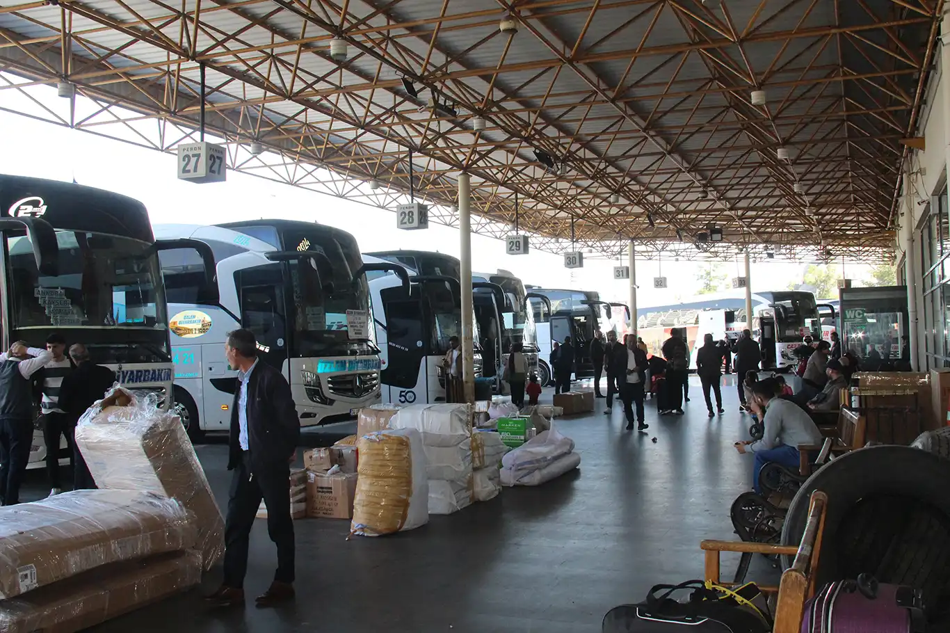 Bayram öncesi otobüs bileti fiyatları arttı Bayram öncesi otobüs bileti fiyatları arttı