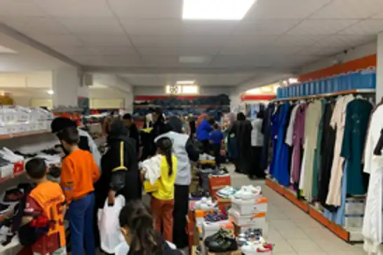 Avrupa Yetimeli, deprem bölgesindeki çocuklara bayramlık dağıttı