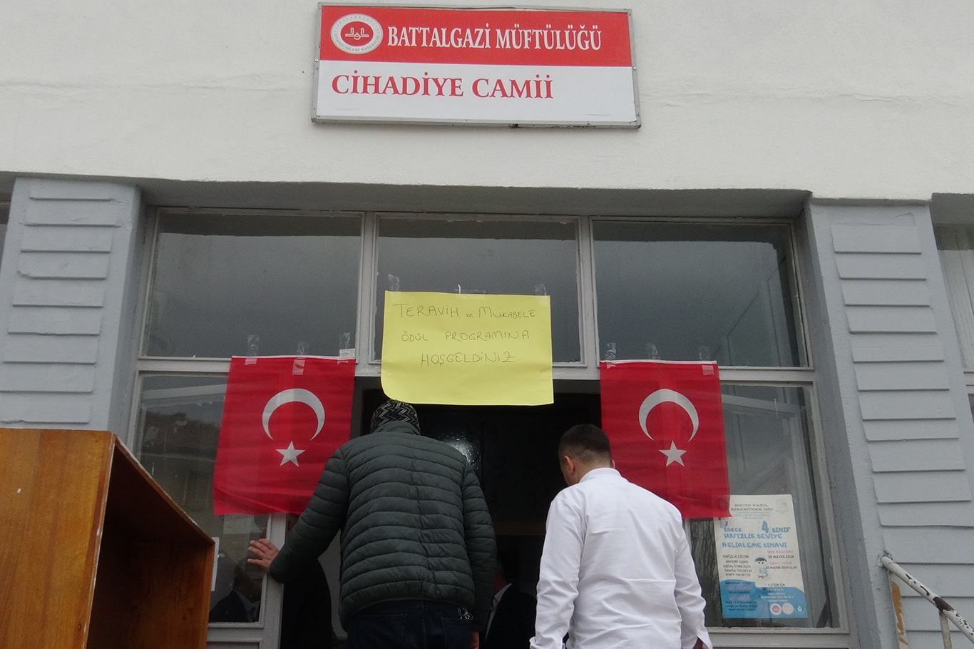 Malatya'da teravih ve mukabeleye katılan çocuklar ödüllendirildi