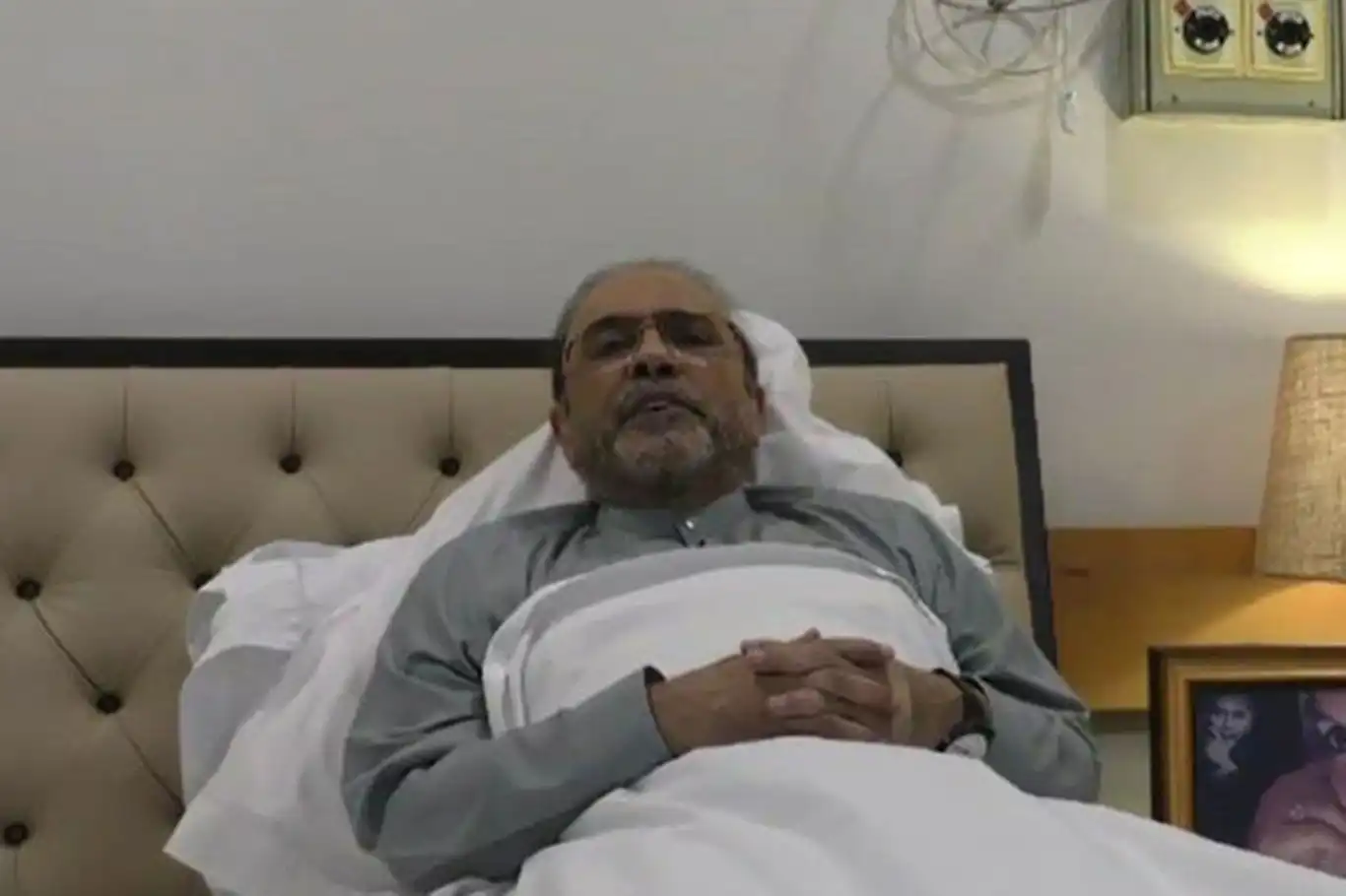 Pakistan's President Asif Ali Zardari hospitalized in Karachi Pakistan's President Asif Ali Zardari hospitalized in Karachi
