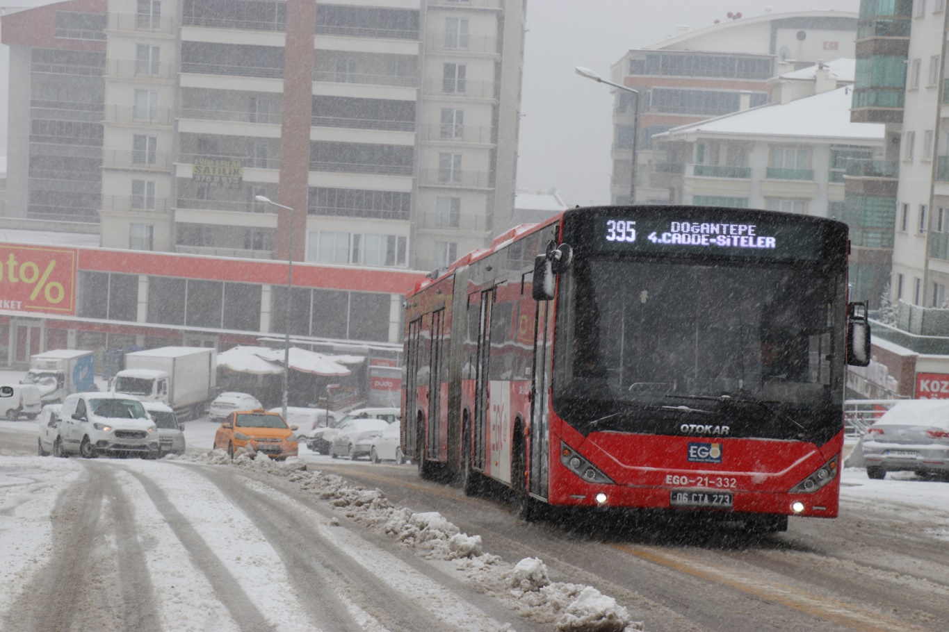 Ankara beyaza büründü