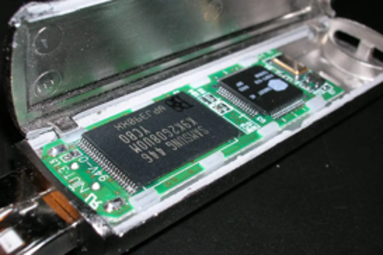 Chinese scientists unveil world's fastest flash memory device