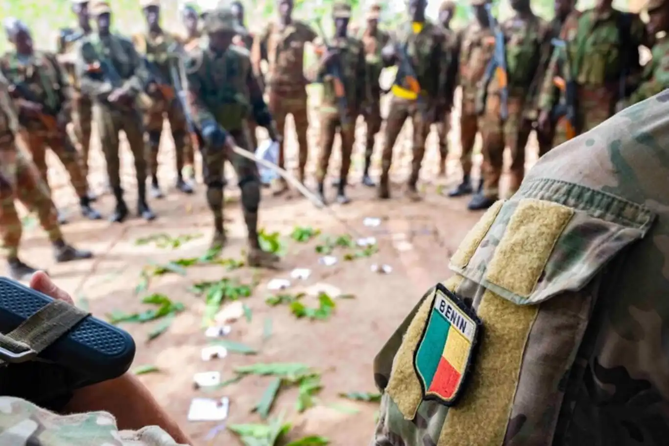 Benin'deki saldırıda 8 asker öldü Benin'deki saldırıda 8 asker öldü