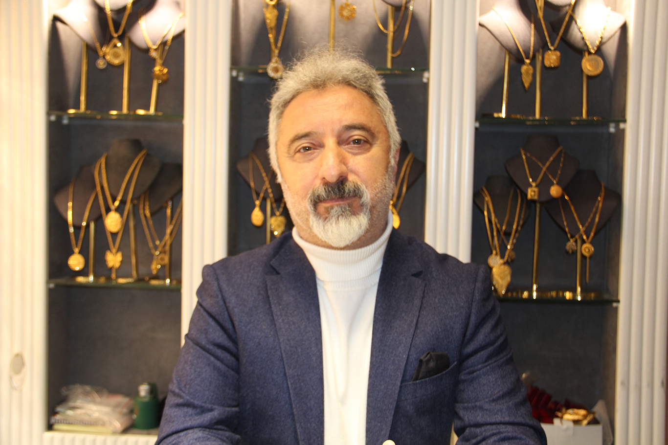 Altın fiyatlarındaki artış düğün sezonunu olumsuz etkiliyor Altın fiyatlarındaki artış düğün sezonunu olumsuz etkiliyor