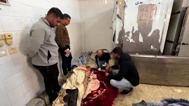 30 شهيدًا في غزة و"المناطق الآمنة" تحت القصف الصهيوني 30 شهيدًا في غزة و"المناطق الآمنة" تحت القصف الصهيوني