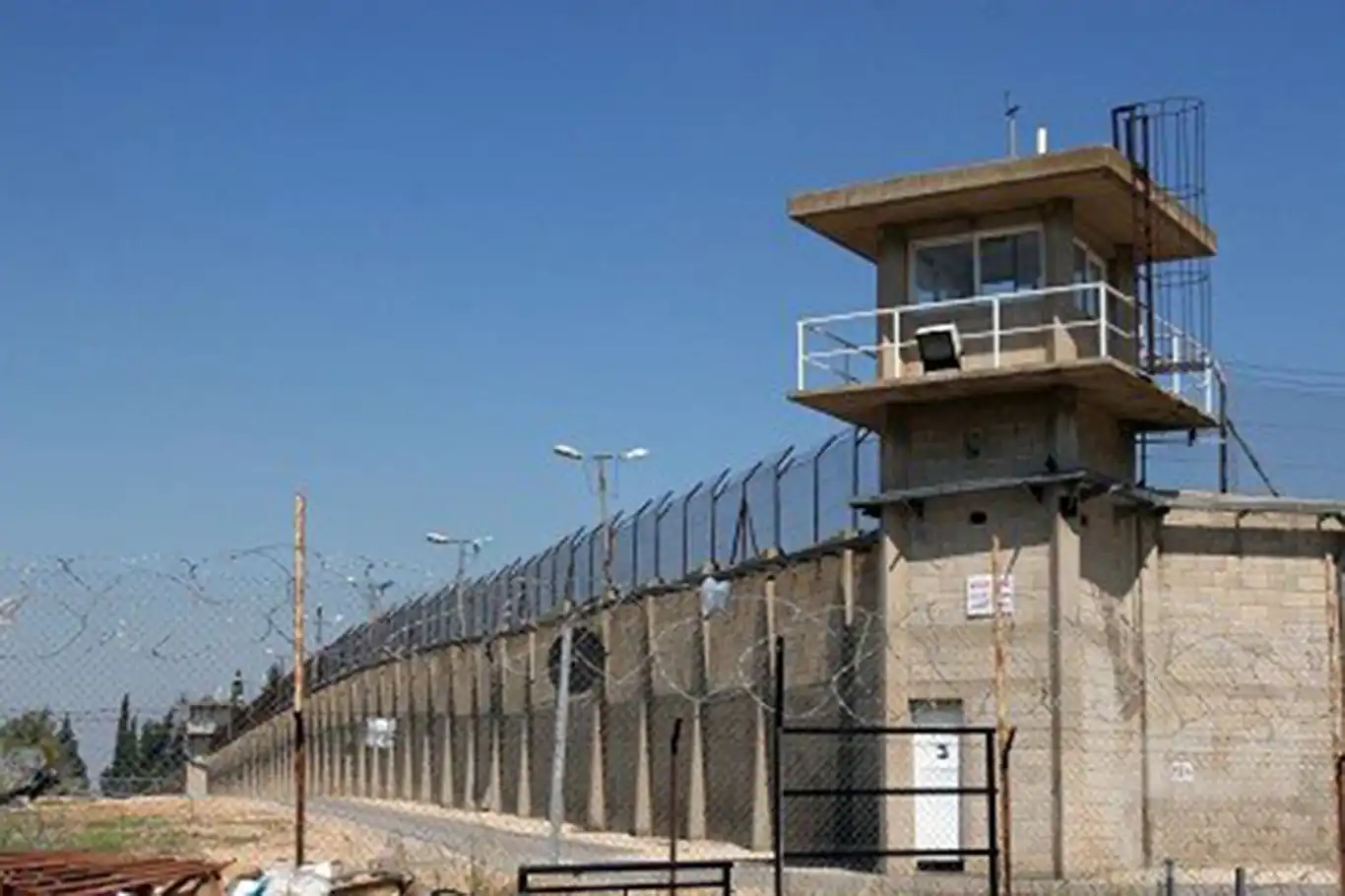 Death toll of Palestinian prisoners in Israeli jails rises to 65 Death toll of Palestinian prisoners in Israeli jails rises to 65