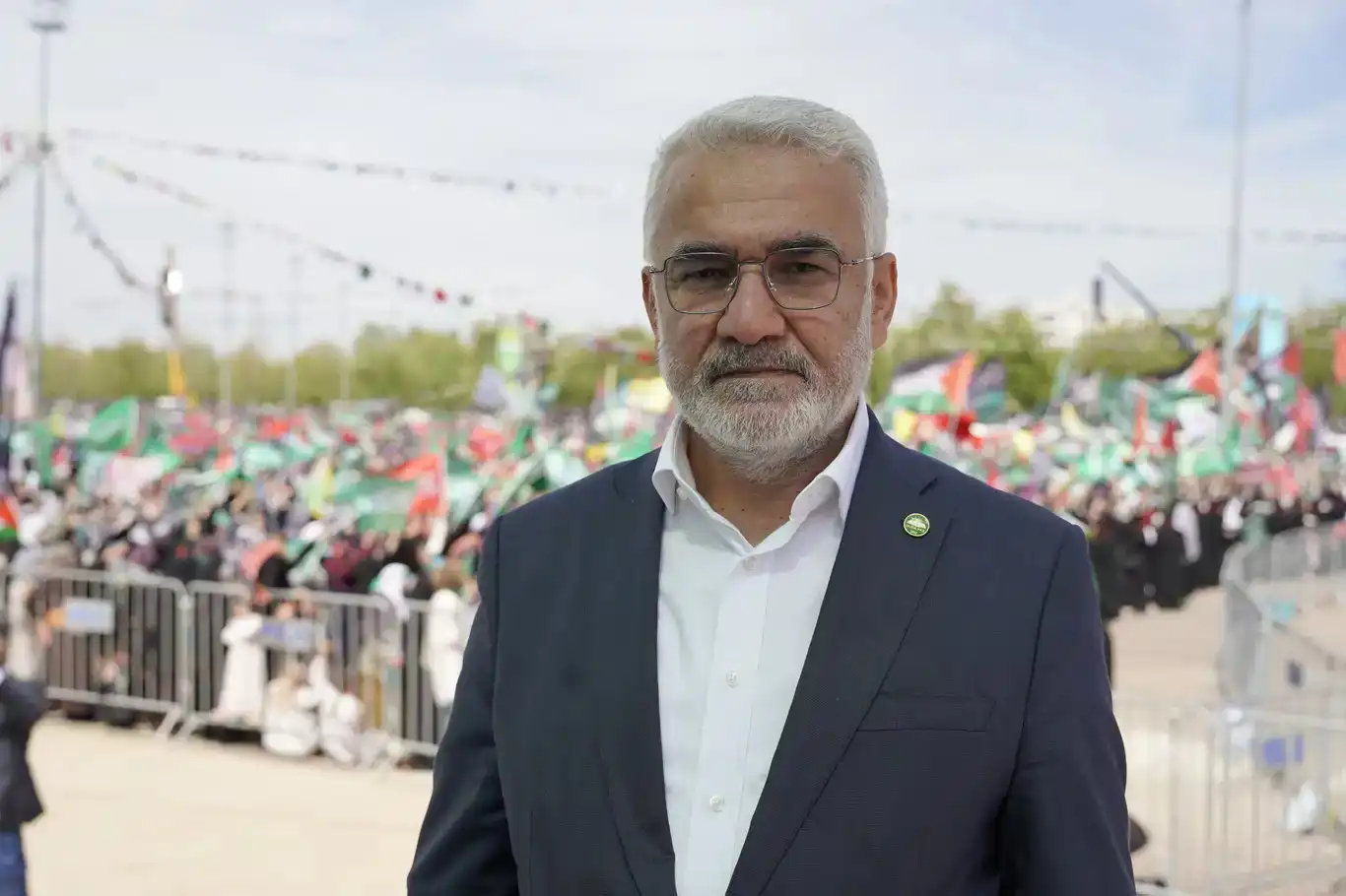 Yapicioglu: Heger em di rêya ku Resûlê Xwedê nîşanê me daye de bimeşin wê îzzetê bibînin