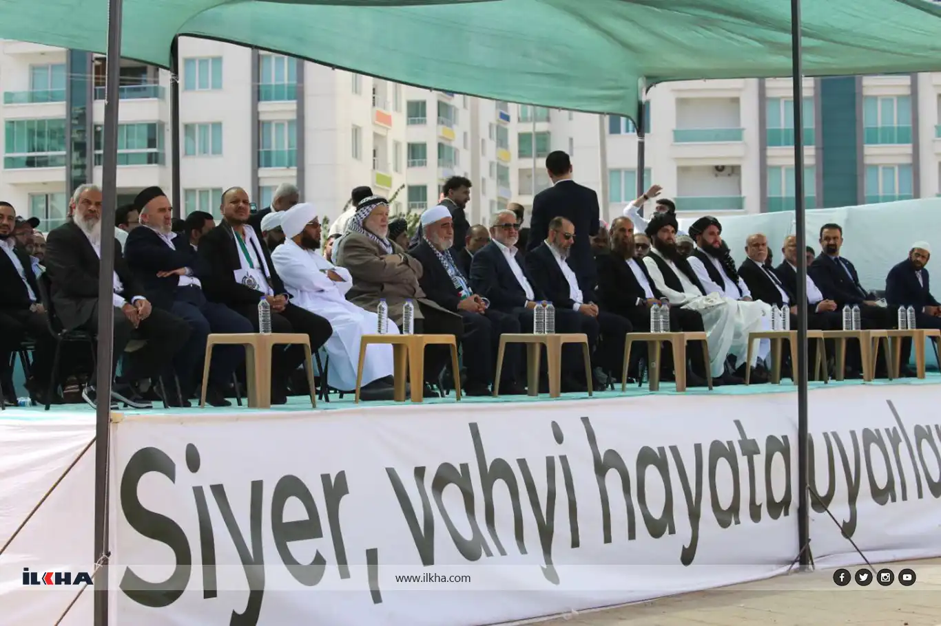 Global Muslims unite in Diyarbakır to celebrate Prophet’s birth Global Muslims unite in Diyarbakır to celebrate Prophet’s birth