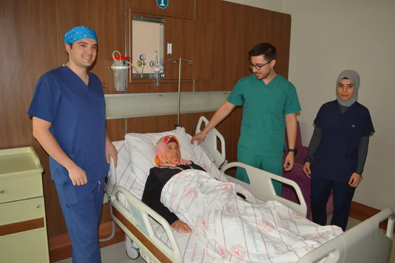 Siirt’te Enjeksiyon Laringoplasti ilk kez uygulandı Siirt’te Enjeksiyon Laringoplasti ilk kez uygulandı