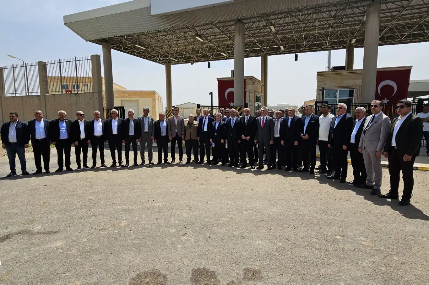 Güneydoğu’daki ticari ve sanayi odalarından “Nusaybin Sınır Kapısı” açılması çağrısı Güneydoğu’daki ticari ve sanayi odalarından “Nusaybin Sınır Kapısı” açılması çağrısı