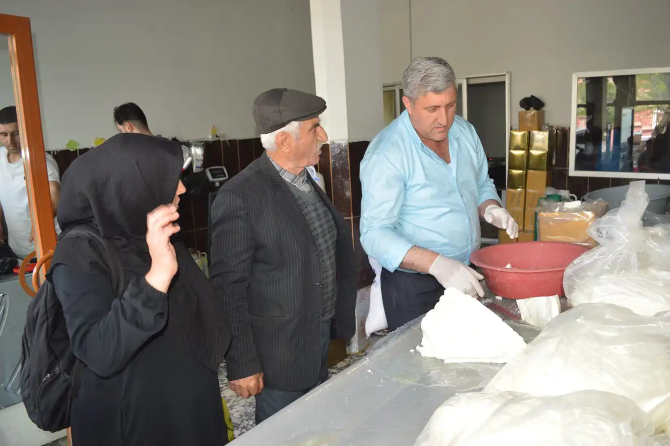 Siirt’te yeni sezon peynir tezgâhlara girdi, üretici artan maliyetler nedeniyle dert yanıyor Siirt’te yeni sezon peynir tezgâhlara girdi, üretici artan maliyetler nedeniyle dert yanıyor