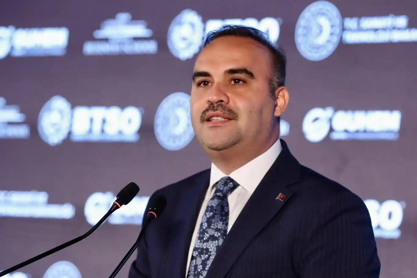 Bakan Kacır, Türkçe verili yapay zeka dil modelini kullanıma sunacaklarını duyurdu Bakan Kacır, Türkçe verili yapay zeka dil modelini kullanıma sunacaklarını duyurdu