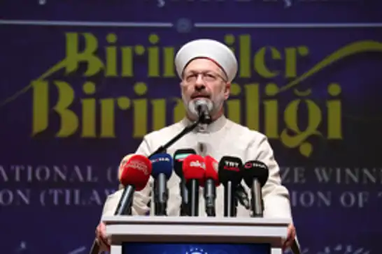Prof. Dr. Erbaş: Kur'an-ı Kerim her yönüyle mucizedir
