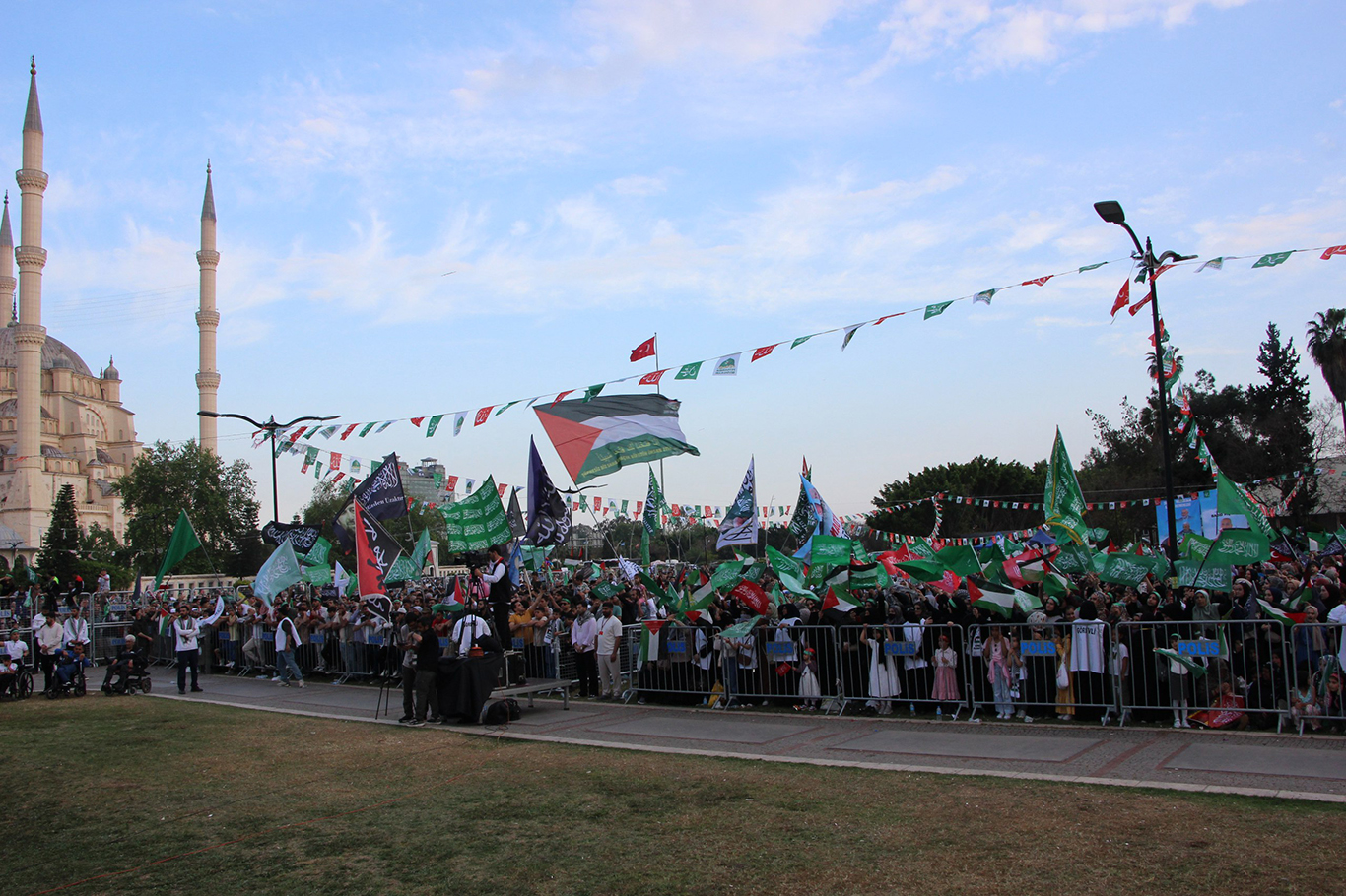 c54c4a16-1a02-4de1-9213-034b91328ec0