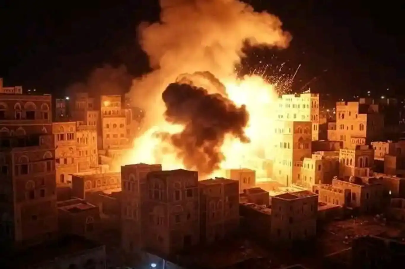 İşgalci ABD, Yemen'in Sana ve Amran kentlerine hava saldırısı düzenledi İşgalci ABD, Yemen'in Sana ve Amran kentlerine hava saldırısı düzenledi