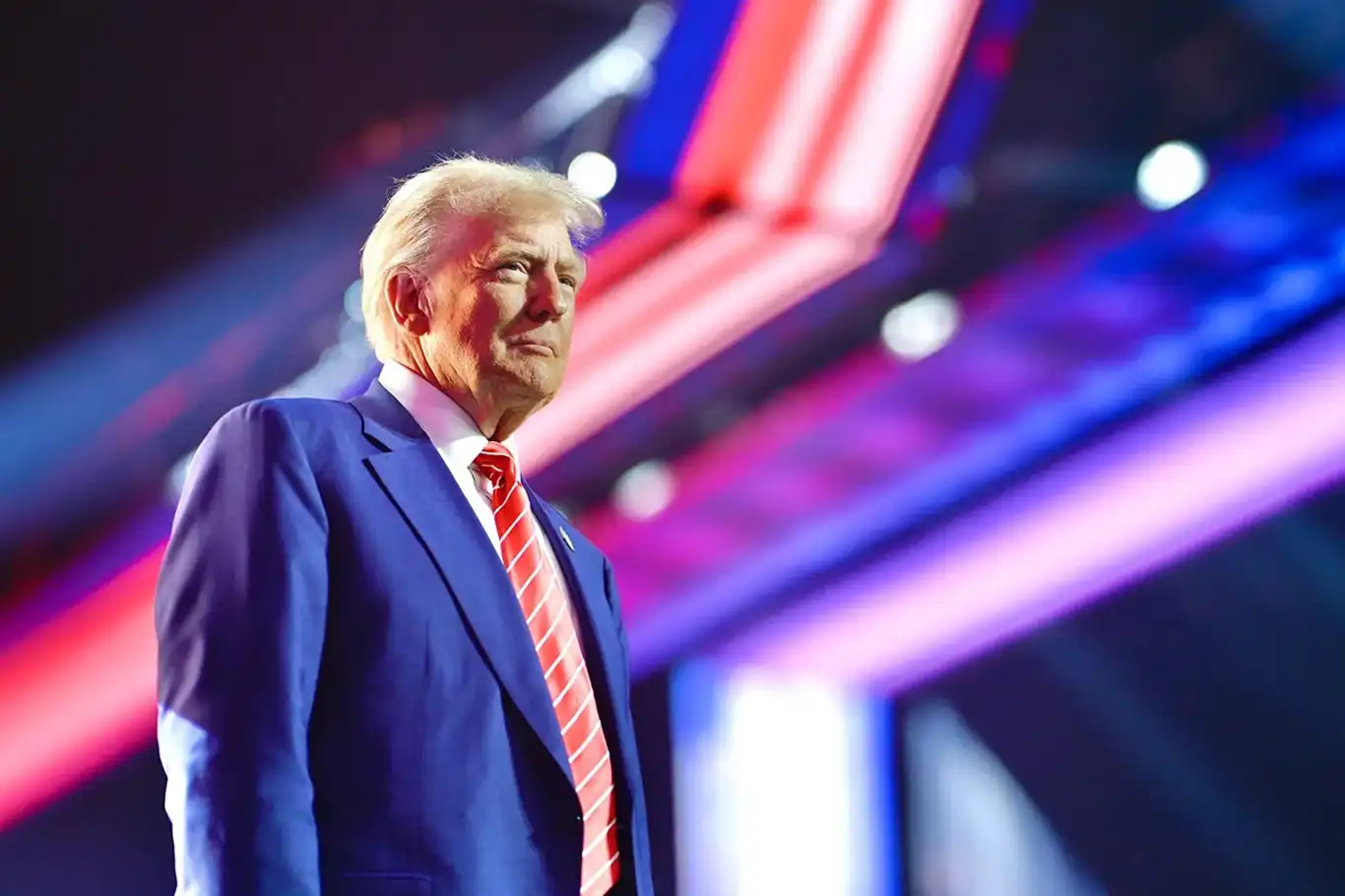 Amerikalıların neredeyse yarısı Trump’ın görevini yetersiz buluyor Amerikalıların neredeyse yarısı Trump’ın görevini yetersiz buluyor