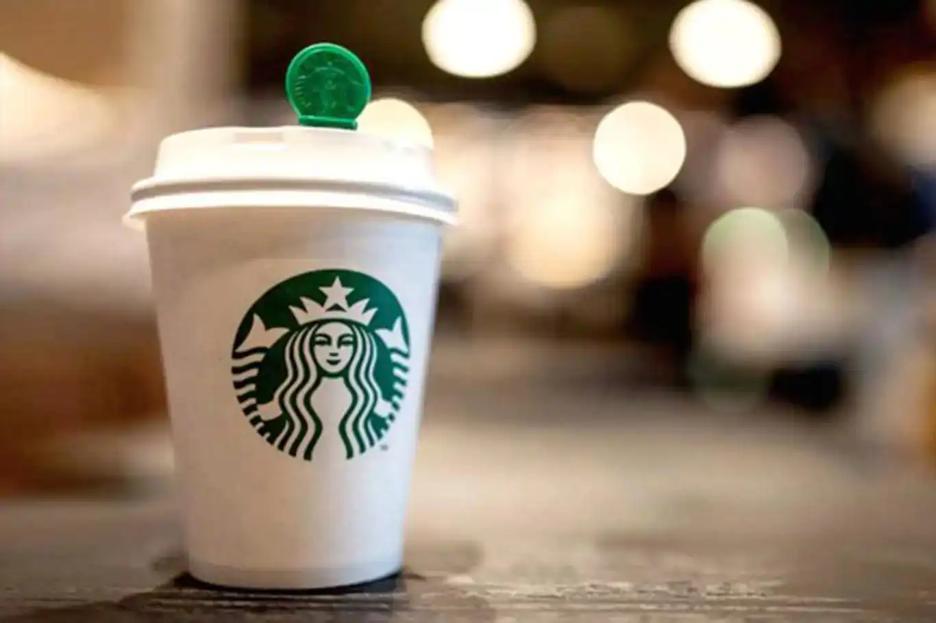 Firotinên Starbucksê ji ber boykotê kêm bû: Banga desteka ji Filistînê re tesîra xwe nîşan dide