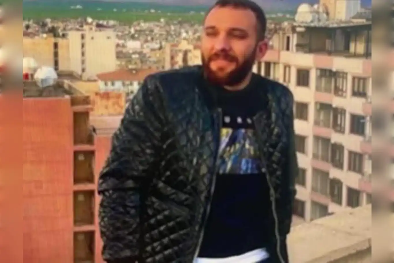 Mardin’de başından vurulmuş halde ölü bulunan kişi toprağa verildi Mardin’de başından vurulmuş halde ölü bulunan kişi toprağa verildi