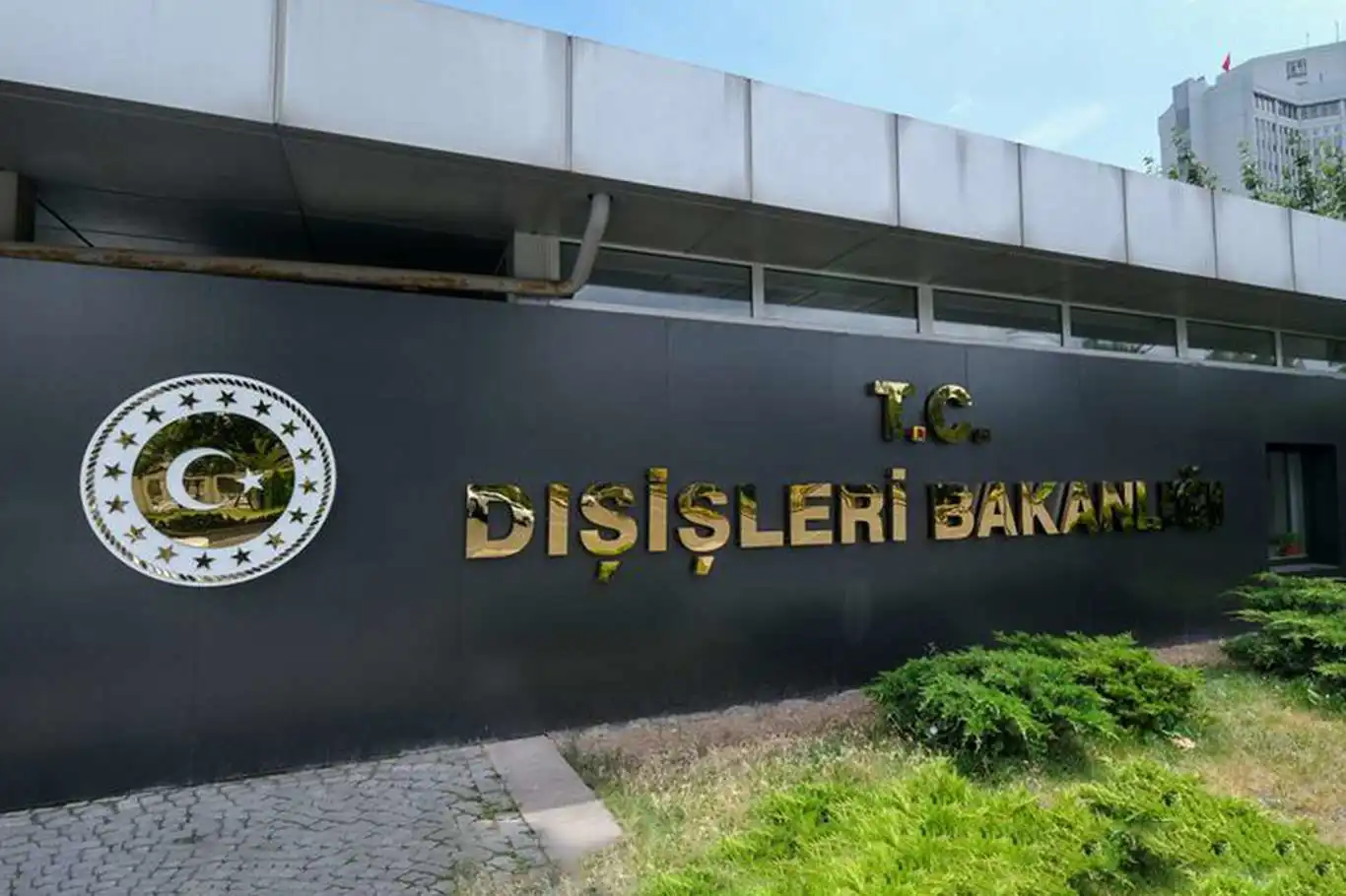 Dışişleri Bakanlığı: israil, Suriye'ye yönelik saldırılara son vermeli Dışişleri Bakanlığı: israil, Suriye'ye yönelik saldırılara son vermeli