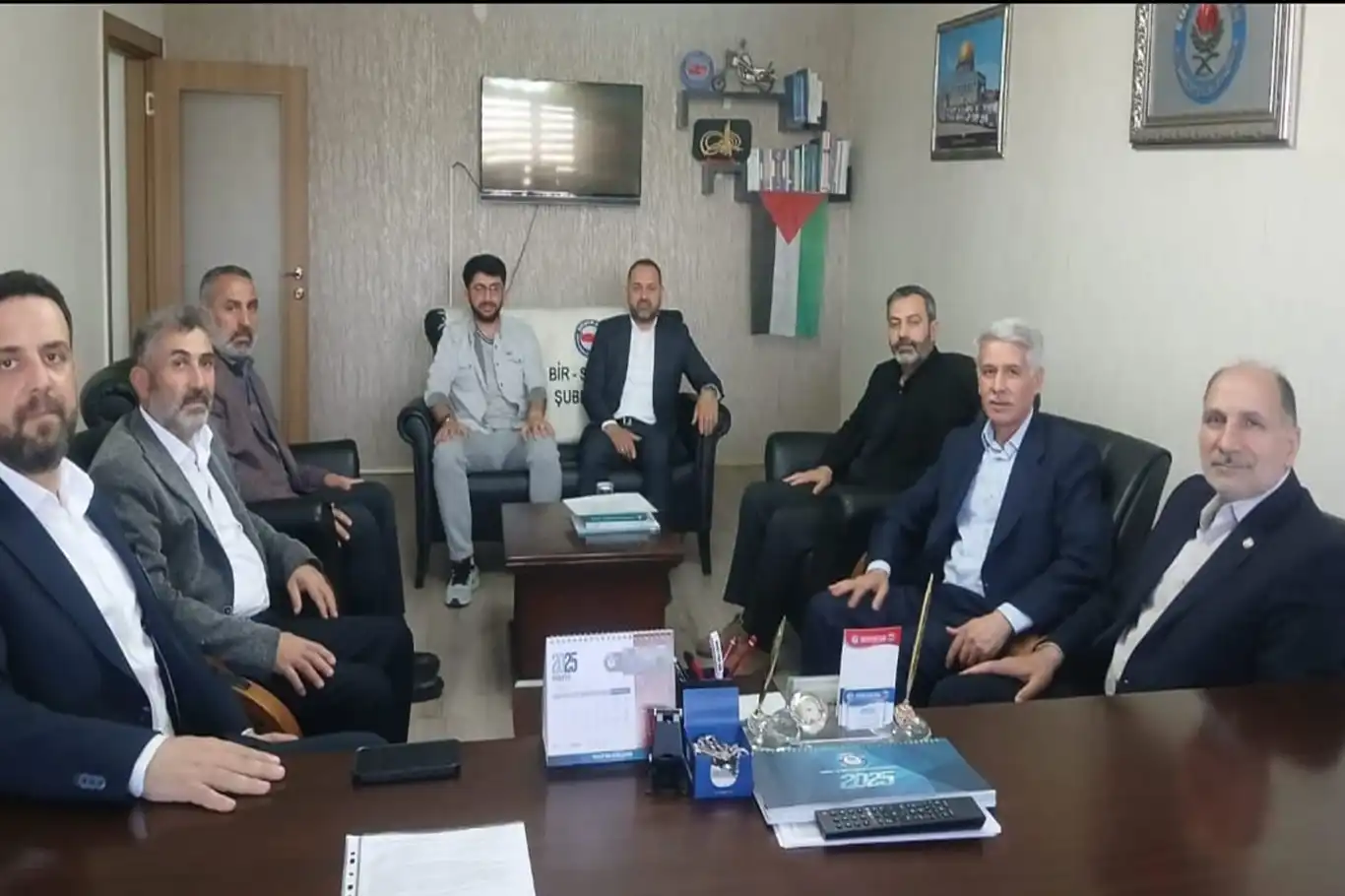 HÜDA PAR Bingöl il teşkilatından STK’lara ziyaret HÜDA PAR Bingöl il teşkilatından STK’lara ziyaret