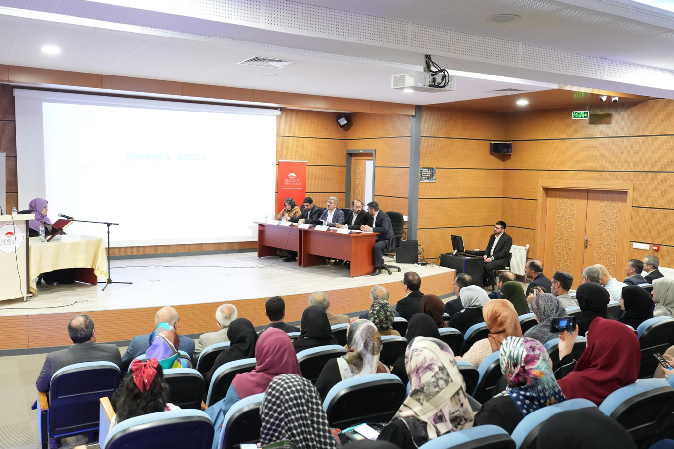 Hafızlık Yarışmasında bölgenin en iyileri belli oldu Hafızlık Yarışmasında bölgenin en iyileri belli oldu
