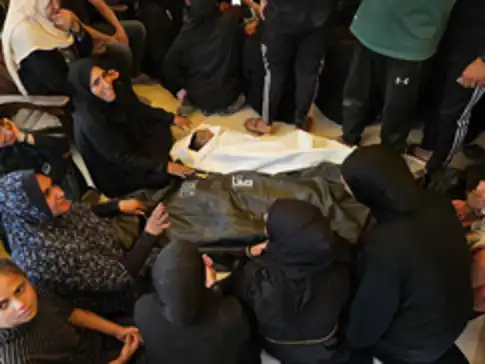 وزارة الصحة بغزة: ارتفاع حصيلة العدوان الإسرائيلي إلى 52418 شهيداً