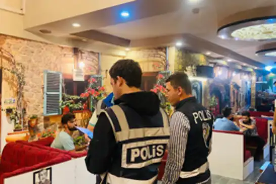 "Huzur İstanbul" uygulamasında 1017 şüpheli gözaltına alındı