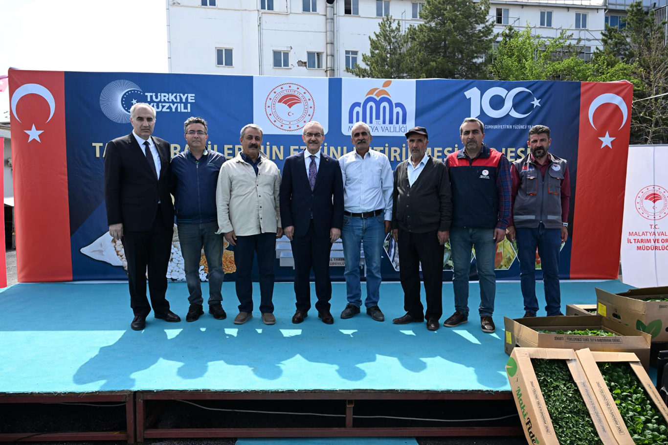 Vali Yavuz: "Tarımın gücü, Türkiye’nin gücüdür" Vali Yavuz: "Tarımın gücü, Türkiye’nin gücüdür"