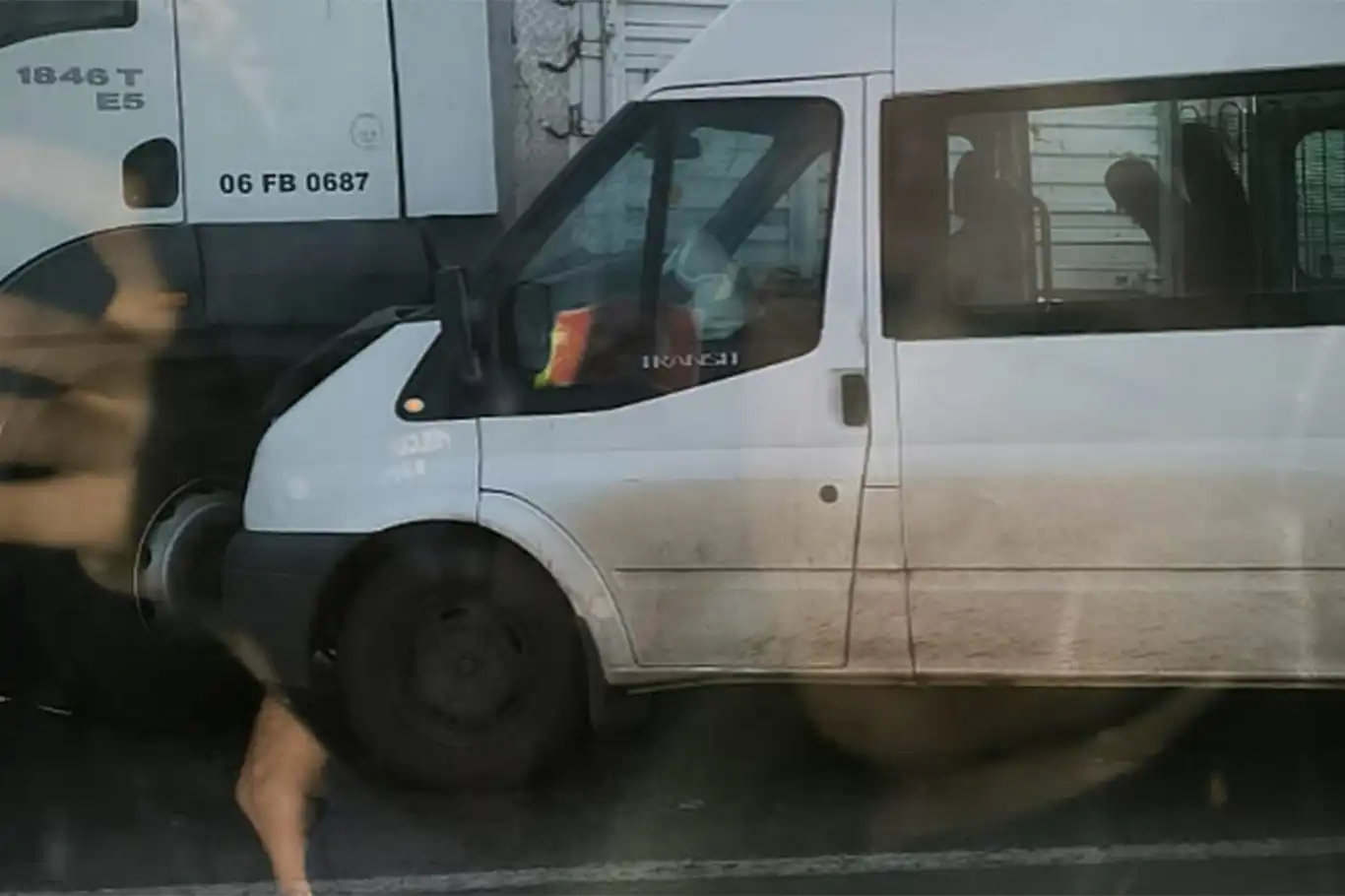 Şanlıurfa’da okul servisi ile kamyonet çarpıştı: 5 yaralı Şanlıurfa’da okul servisi ile kamyonet çarpıştı: 5 yaralı