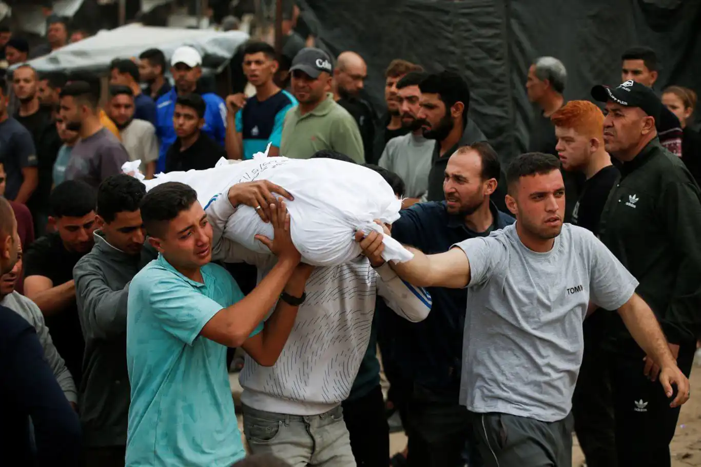 Gazze'de yeni katliam: Sabah saatlerinden bu yana en az 66 şehit Gazze'de yeni katliam: Sabah saatlerinden bu yana en az 66 şehit