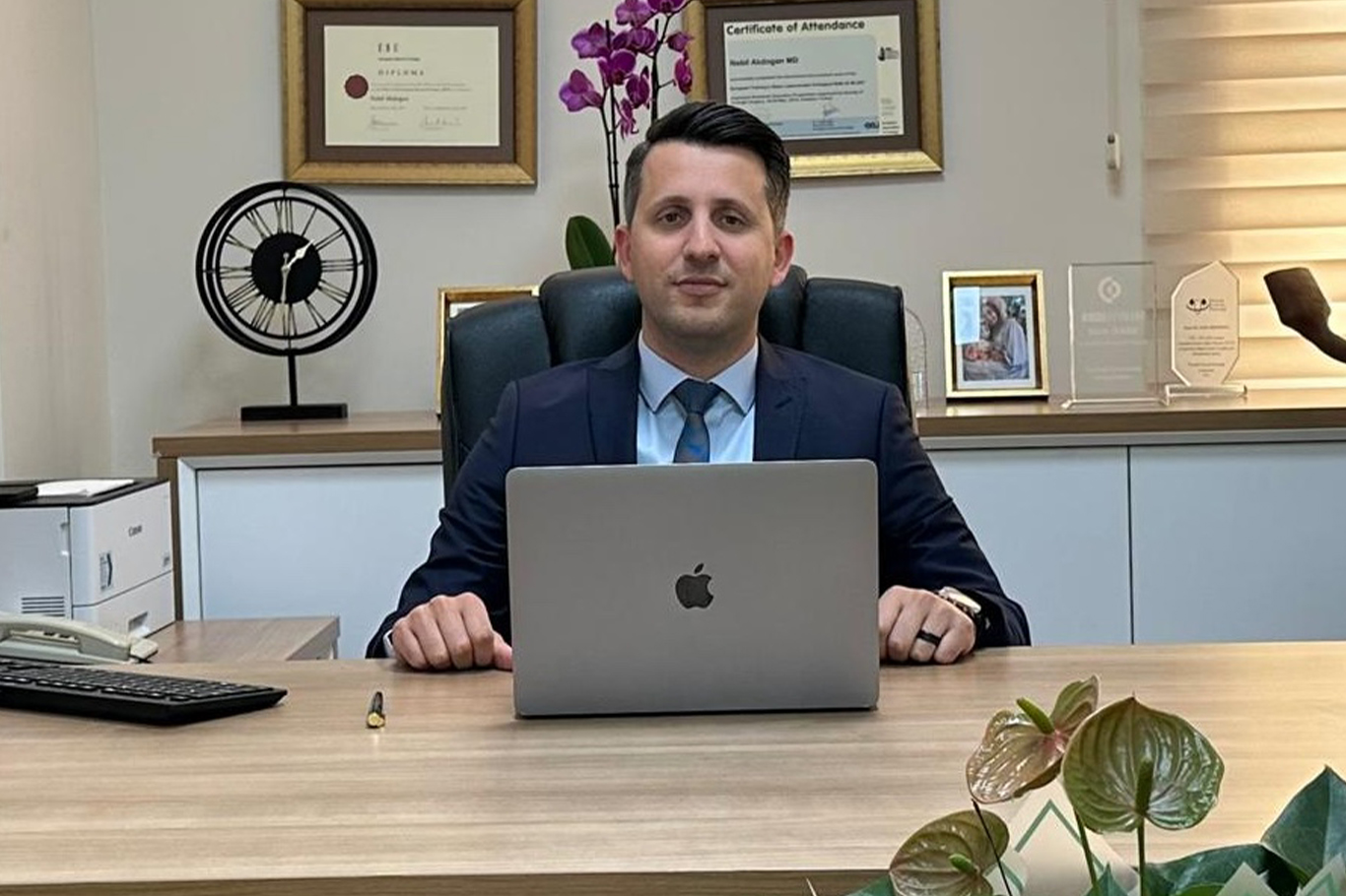 Prostat büyümesinde kalıcı ve modern çözüm: HoLEP yöntemi Prostat büyümesinde kalıcı ve modern çözüm: HoLEP yöntemi