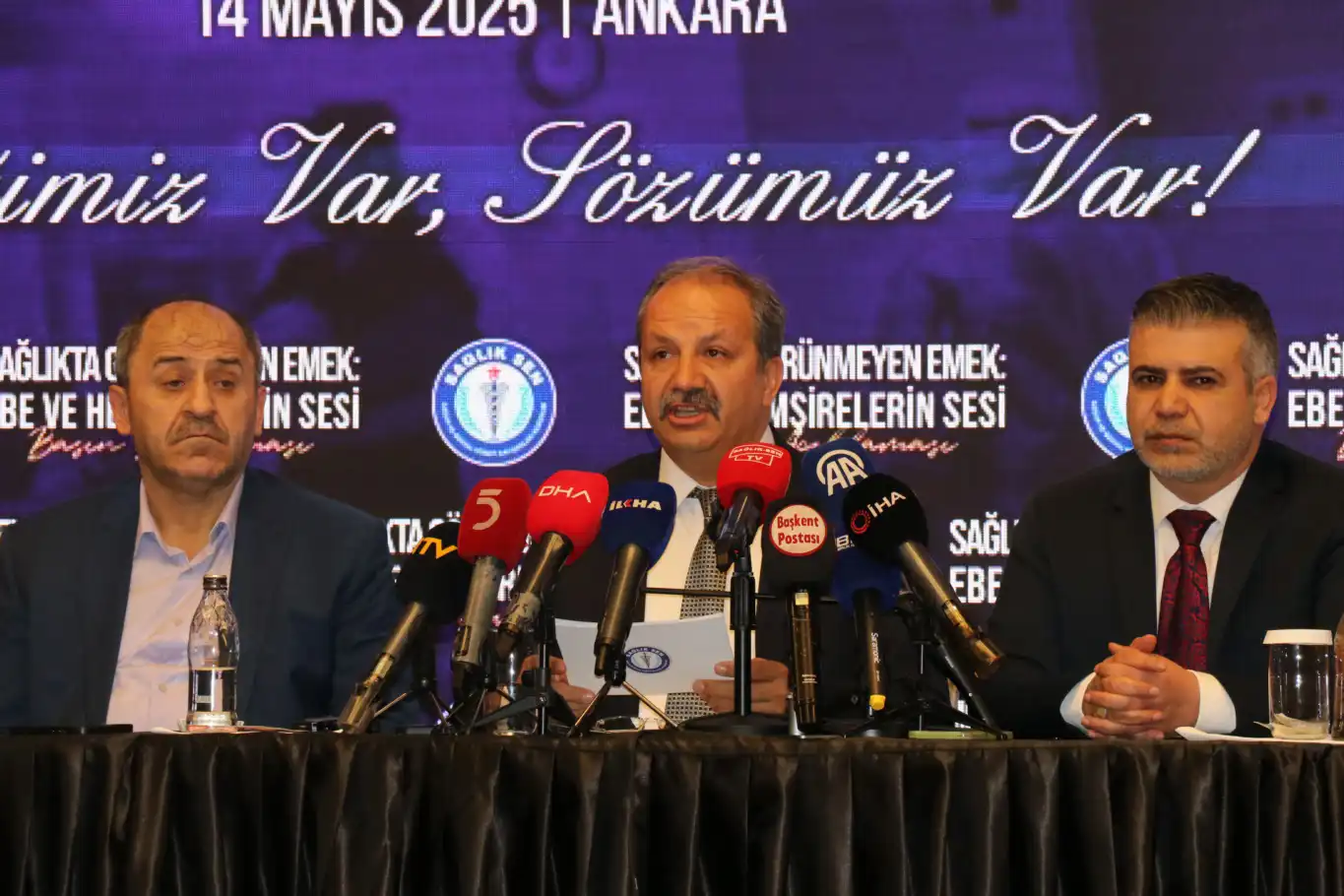 Sağlık-Sen, hemşire ve ebelerin sorunlarına dikkat çekti