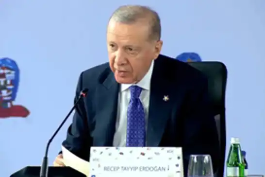 أردوغان يدعو قادة أوروبا إلى التحرك لوقف المجازر في غزة وتحقيق السلام