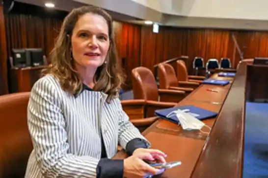 پەرلەمانتارێکی سەهیۆنی: پێویستە هەموو کەسێک لە غەززە بە منداڵانیشەوە بکوژرێت