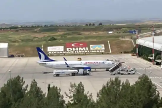 Adıyaman Havaalanı'nda nisan ayında 33 bin 859 yolcuya hizmet verildi