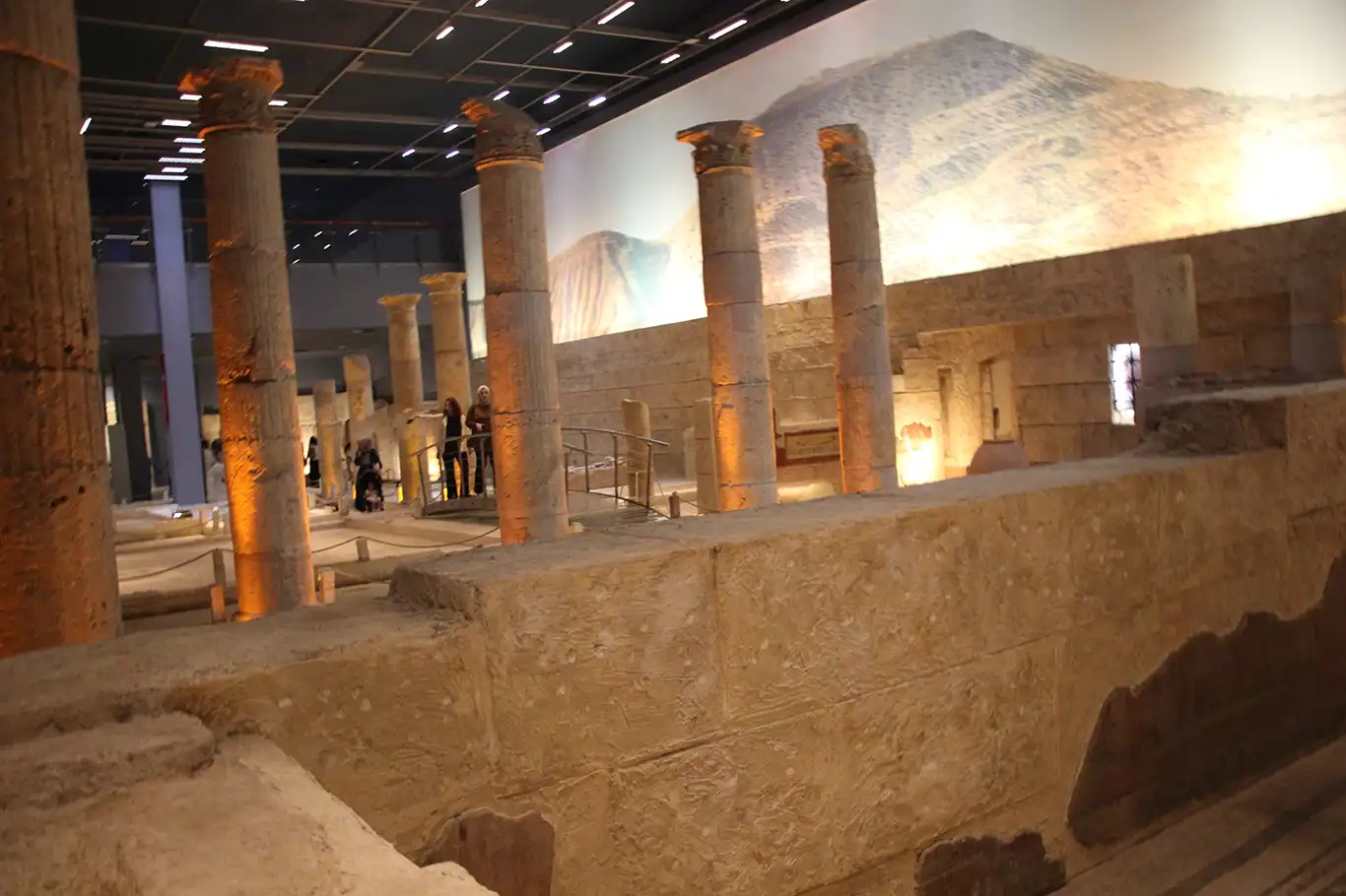 Zeugma Mozaik Müzesi 33 yeni esere kavuştu Zeugma Mozaik Müzesi 33 yeni esere kavuştu