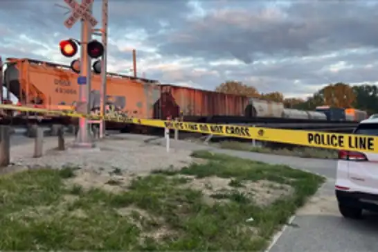 ABD'de tren yayalara çarptı: 2 ölü bir kayıp