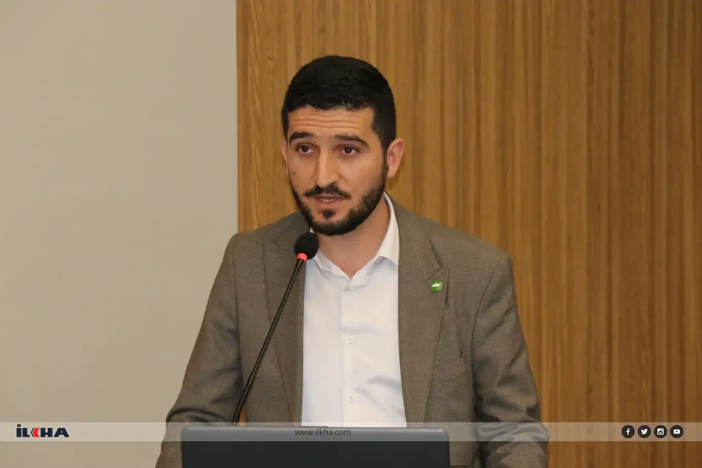 رئيس الفرع الشبابي في حزب الهدى غونايدن: يجب أن يكون الشباب أحرارًا لا تابعين رئيس الفرع الشبابي في حزب الهدى غونايدن: يجب أن يكون الشباب أحرارًا لا تابعين