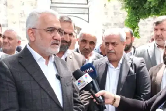 یاپجیئۆغلو: بۆ راگرتنی توندتیژی و فرمێسک هەرچی لە دەستمان بێت ئەنجام دەدەین