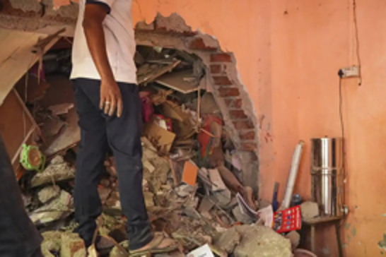 India: Six dead, six Injured in building collapse in Maharashtra