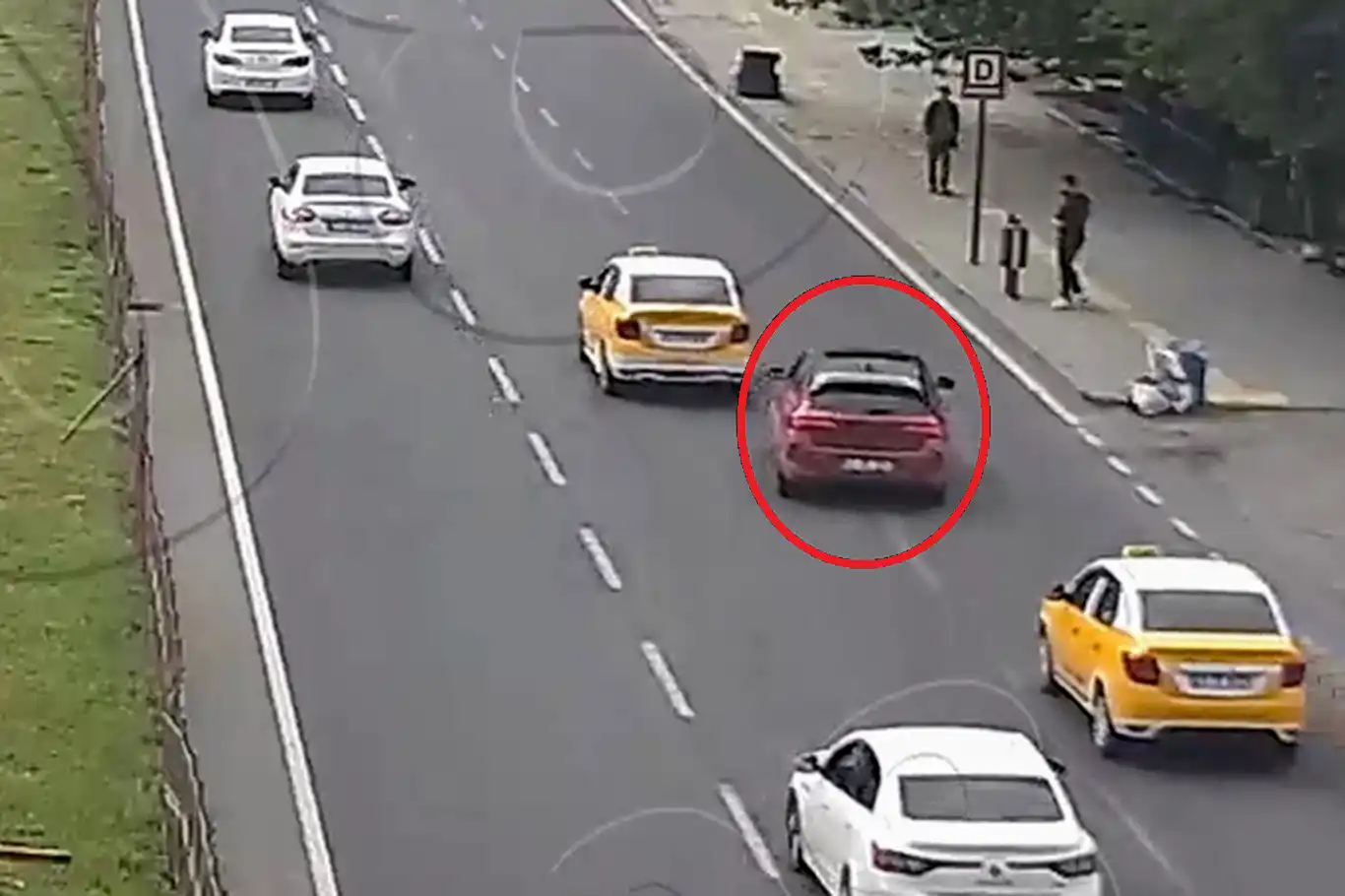 Diyarbakır'da trafikte makas atan sürücüye 54 bin TL ceza Diyarbakır'da trafikte makas atan sürücüye 54 bin TL ceza