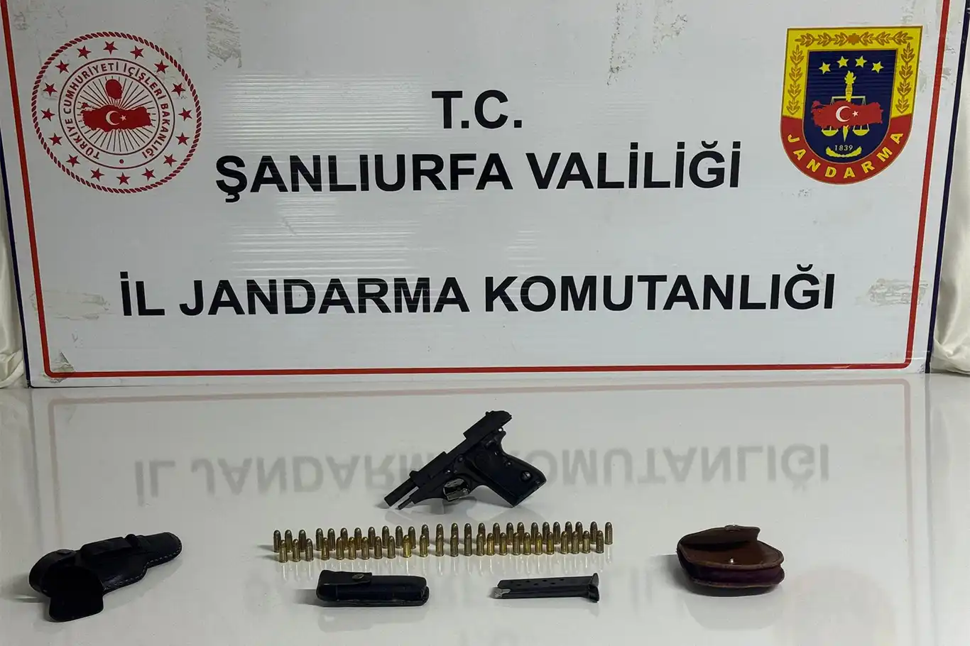 Şanlıurfa’da ruhsatsız silah operasyonu