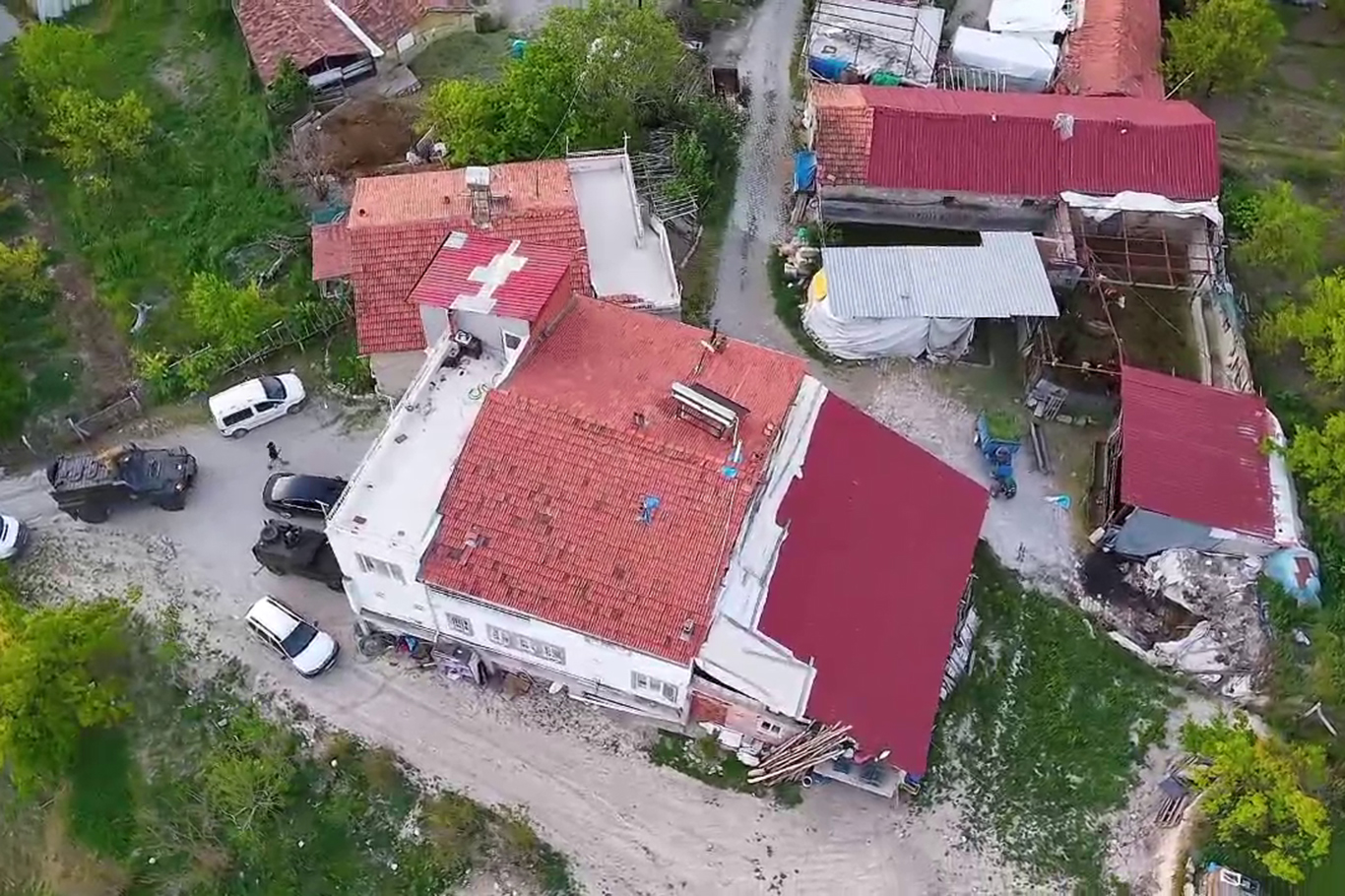Malatya'da torbacı operasyonu: 15 kişi tutuklandı Malatya'da torbacı operasyonu: 15 kişi tutuklandı