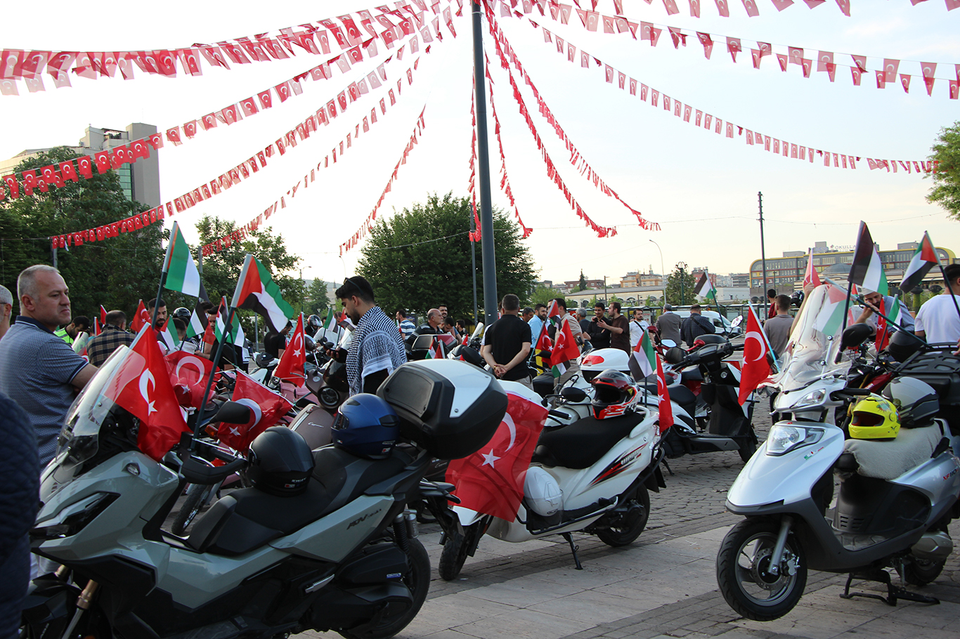 Gaziantep'te motosiklet sürücülerinden Gazze protestosu