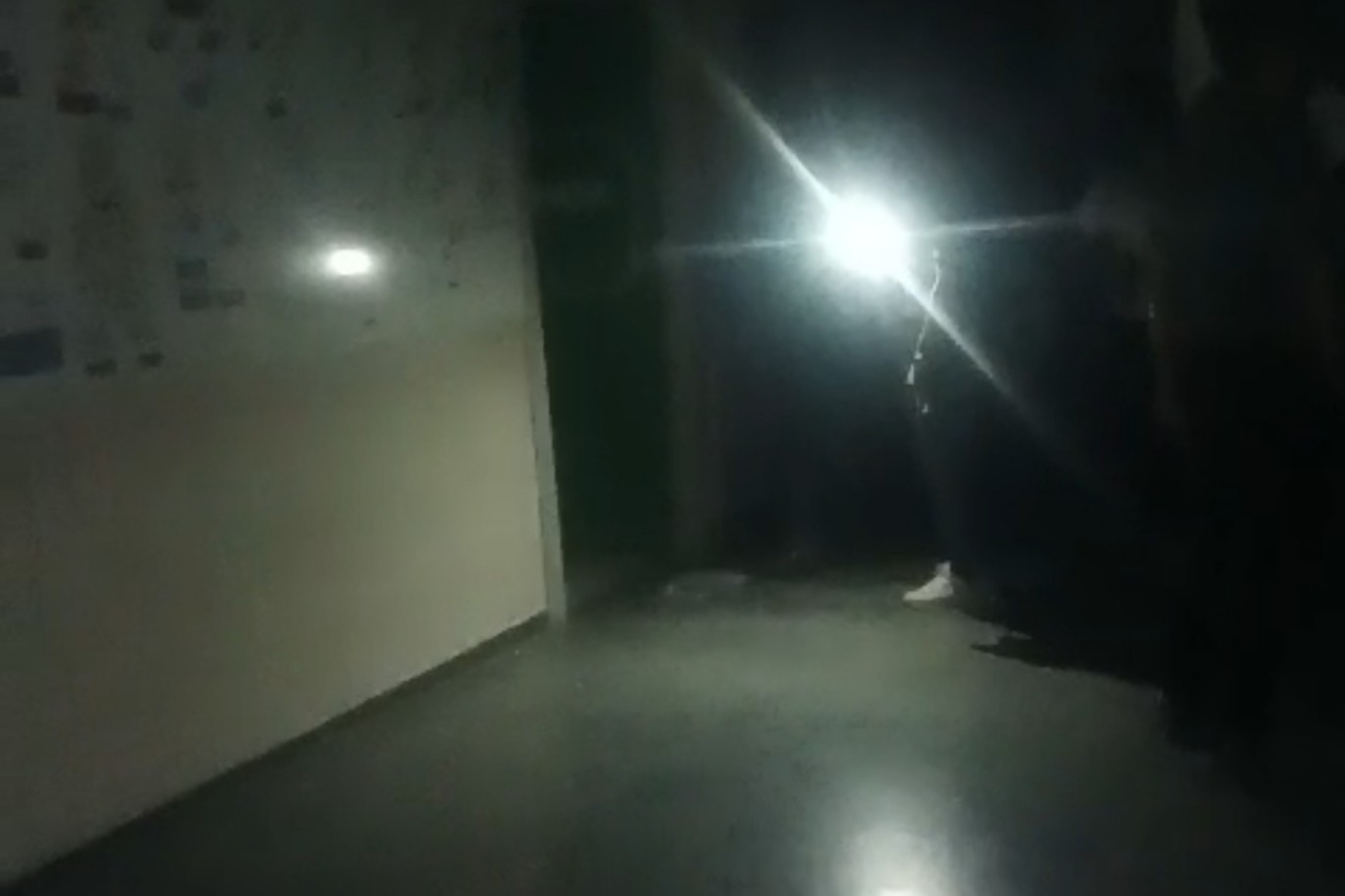 Nusaybin Devlet Hastanesi'nde elektrik kesintisi nedeniyle hastalar karanlıkta kaldı