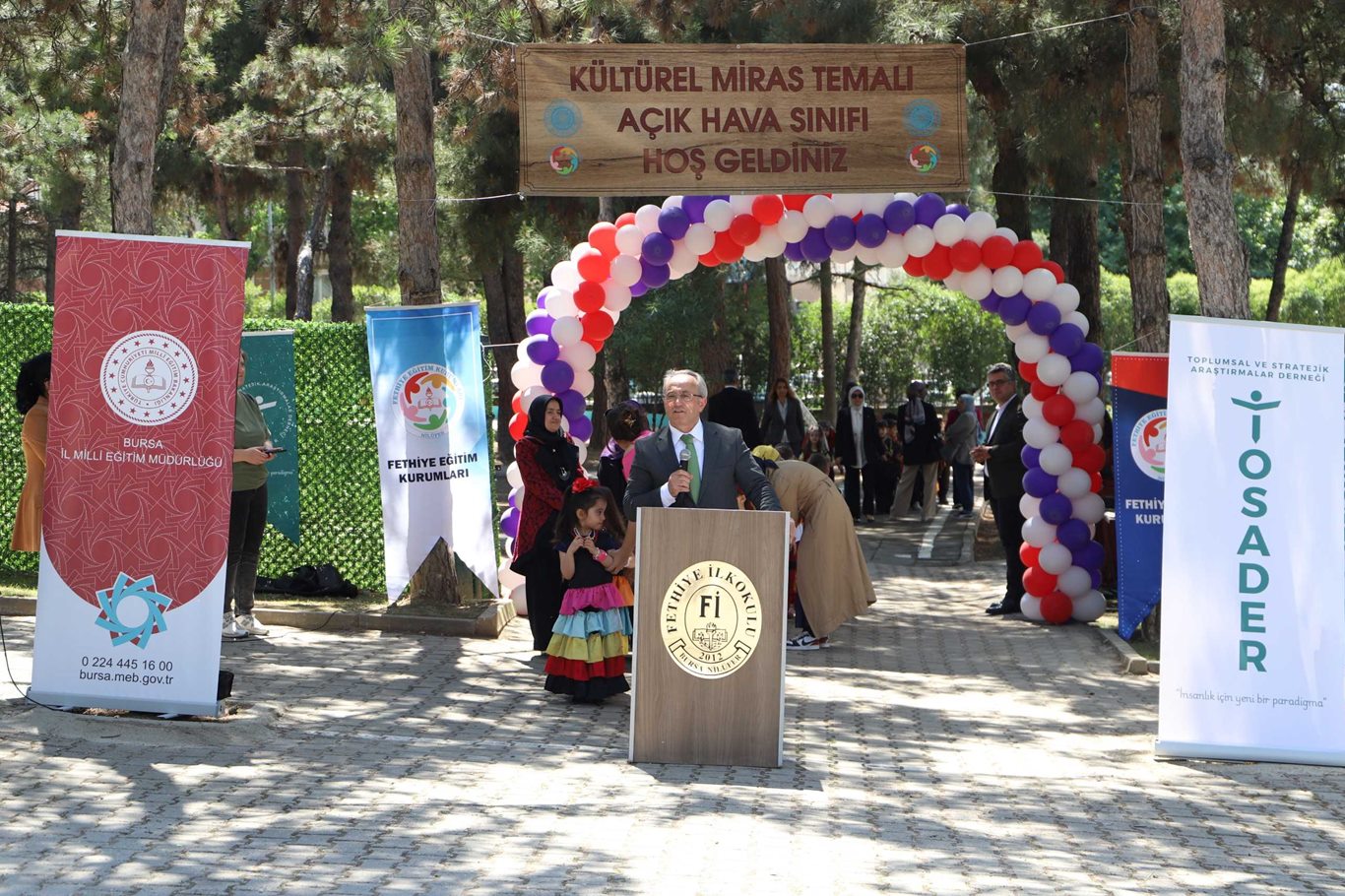 Türkiye’nin ilk "Kültürel Miras Temalı Açık Hava Sınıfı" Bursa’da açıldı Türkiye’nin ilk "Kültürel Miras Temalı Açık Hava Sınıfı" Bursa’da açıldı